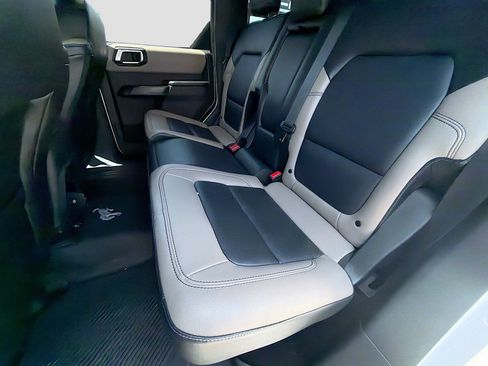 Used 2024 Ford Bronco Wildtrak AWD/4WD image 13