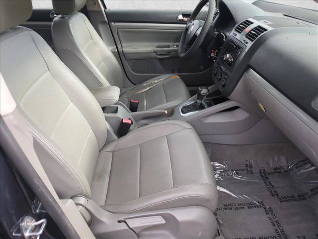 Used 2005 Volkswagen Jetta 2.5 FWD image 19