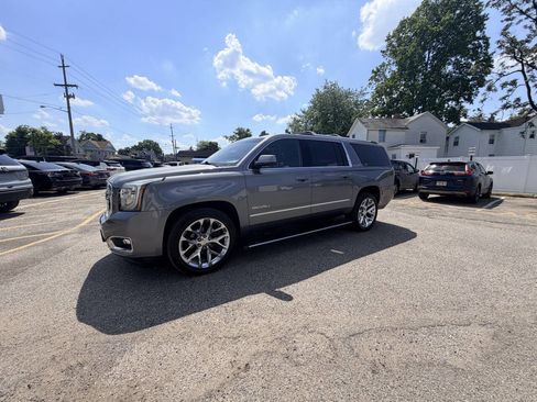 Used 2019 GMC Yukon XL Denali w/ Denali Ultimate Package AWD/4WD image 51
