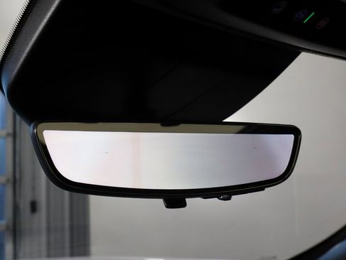 Used 2025 Cadillac Escalade V w/ LPO, ONYX Package image 41