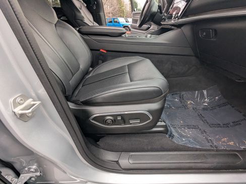 Used 2024 Jeep Wagoneer Series II w/ Convenience Group I image 14