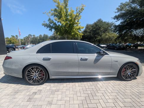 Used 2024 Mercedes-Benz S 63 AMG S image 2