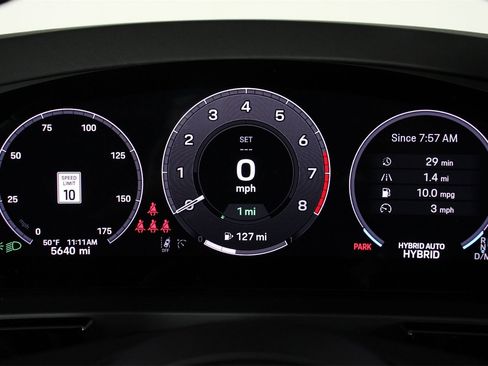 Used 2025 Porsche Cayenne E-Hybrid Coupe image 16