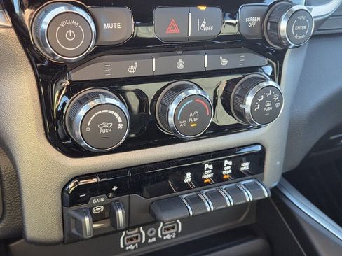New 2026 RAM 1500 Big Horn w/ Night Edition AWD/4WD image 18