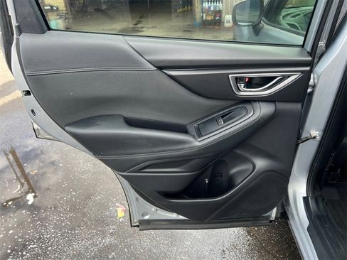 Used 2019 Subaru Forester Premium image 28