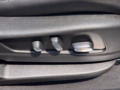 Used 2021 Cadillac XT5 Premium Luxury AWD/4WD image 19