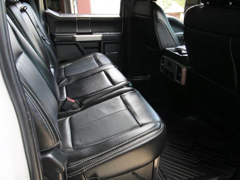 Used 2020 Ford F350 Lariat w/ Lariat Value Package AWD/4WD image 42