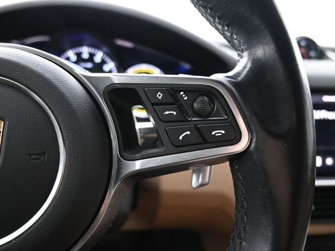 Used 2021 Porsche Cayenne image 20