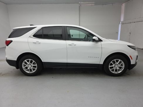 Used 2023 Chevrolet Equinox LT w/ LPO, Floor Liner Package AWD/4WD image 13