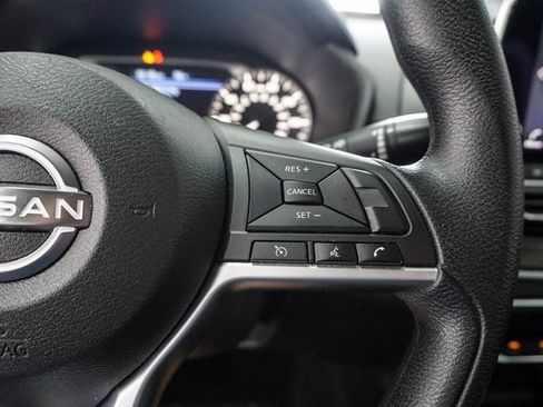 Used 2024 Nissan Altima 2.5 SV image 20