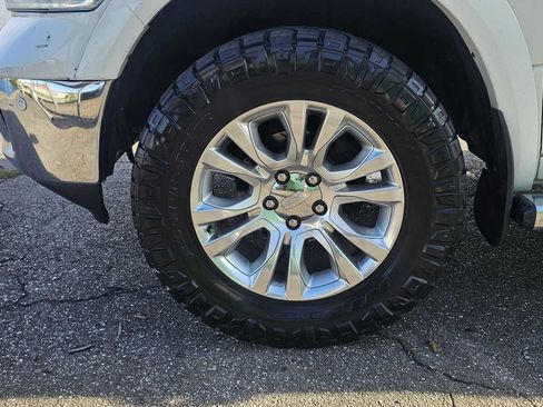 Used 2016 RAM 1500 Laramie Longhorn w/ Convenience Group AWD/4WD image 11