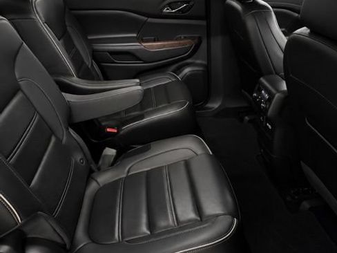 Used 2023 GMC Acadia Denali w/ Denali Technology Package AWD/4WD image 15