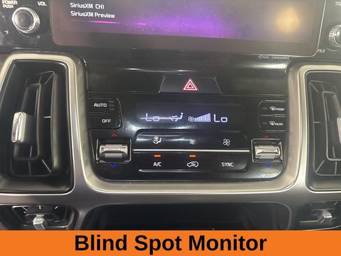 Used 2023 Kia Sorento X-Line EX image 18