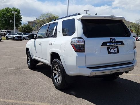 Used 2021 Toyota 4Runner TRD Off-Road Premium w/ Moonroof Package AWD/4WD image 19