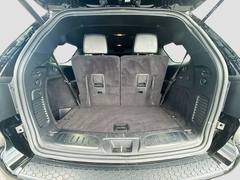 Used 2021 Dodge Durango R/T w/ Blacktop Package AWD/4WD image 33