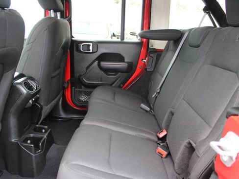 Used 2022 Jeep Wrangler Unlimited Sport AWD/4WD image 34