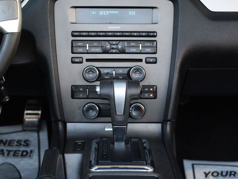Used 2010 Ford Mustang Convertible RWD image 37
