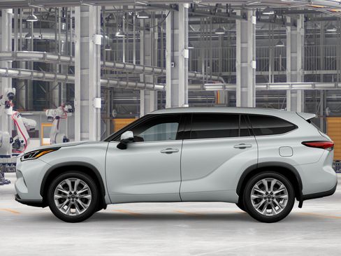 New 2026 Toyota Highlander Limited AWD/4WD image 4