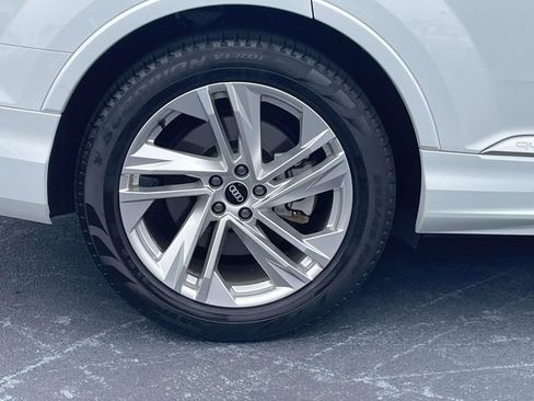Used 2021 Audi Q7 3.0T Prestige AWD/4WD image 10