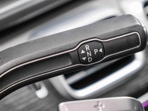 Certified 2025 Mercedes-Benz GLE 350 4MATIC image 23