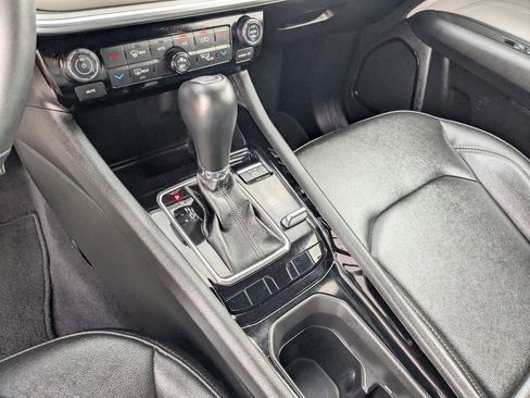 Used 2025 Jeep Compass Limited image 22