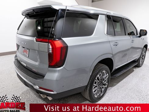 Used 2025 GMC Yukon Denali image 5