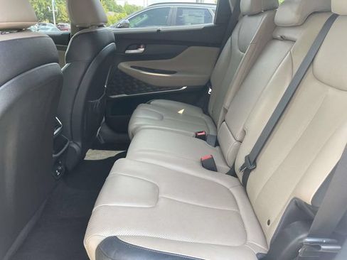 Used 2019 Hyundai Santa Fe FWD image 10