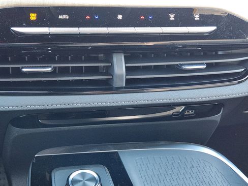 New 2026 Buick Enclave Preferred w/ Power Package image 16