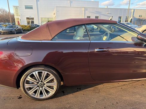 Used 2018 Mercedes-Benz E 400 4MATIC Cabriolet image 12