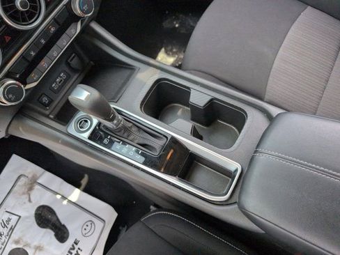 Used 2025 Nissan Sentra SV FWD image 23