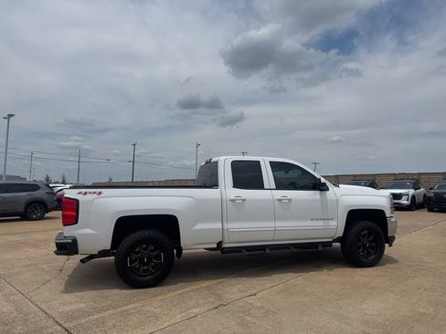 Used 2017 Chevrolet Silverado 1500 LT w/ All Star Edition AWD/4WD image 25