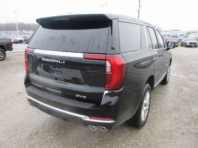 New 2026 GMC Yukon Denali w/ Sun & Power Step Package