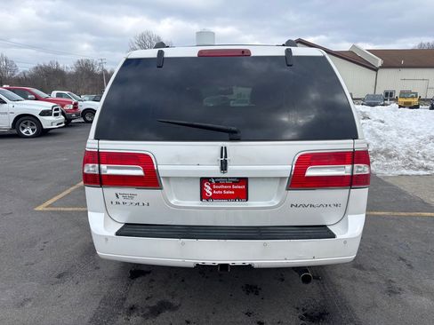 Used 2012 Lincoln Navigator 4WD image 7