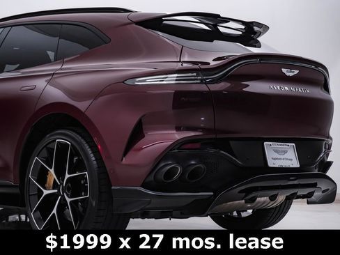 Used 2025 Aston Martin DBX 707 image 11