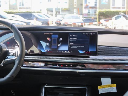 New 2026 BMW 760i xDrive w/ Executive Package AWD/4WD image 13