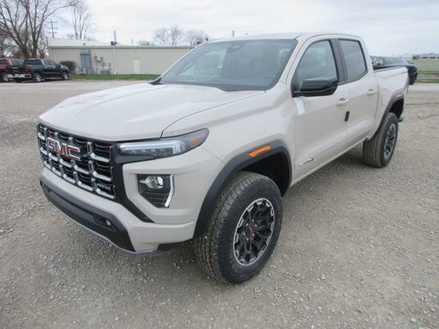 New 2026 GMC Canyon AT4 AWD/4WD image 9