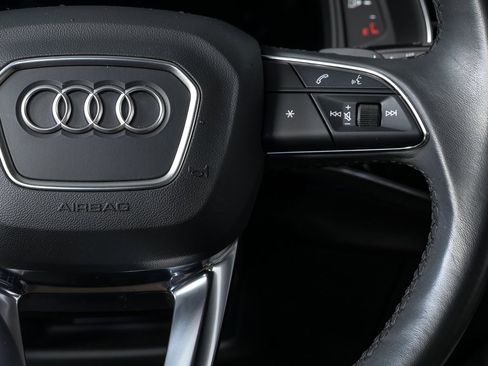 Used 2023 Audi Q8 Premium Plus image 12