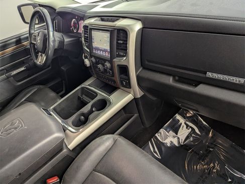 Certified 2016 RAM 1500 Laramie w/ Convenience Group image 30