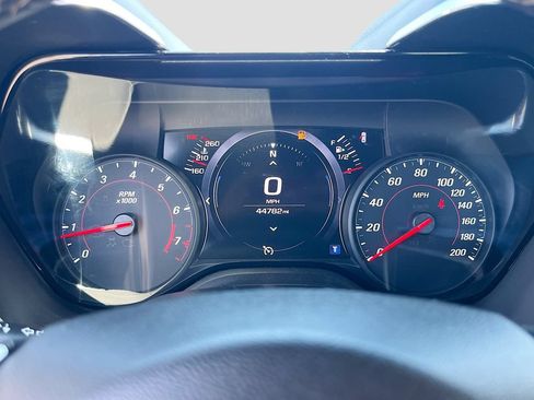 Used 2021 Chevrolet Camaro SS RWD image 12