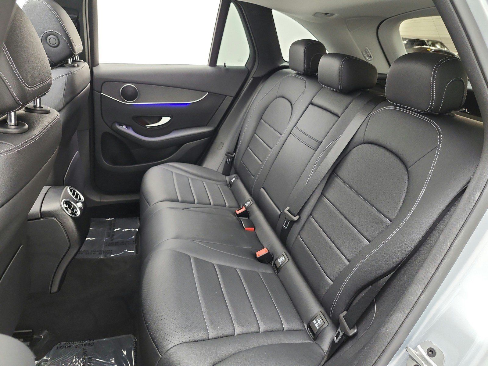 Used 2022 Mercedes-Benz GLC 300 w/ Premium Package Lite image 13