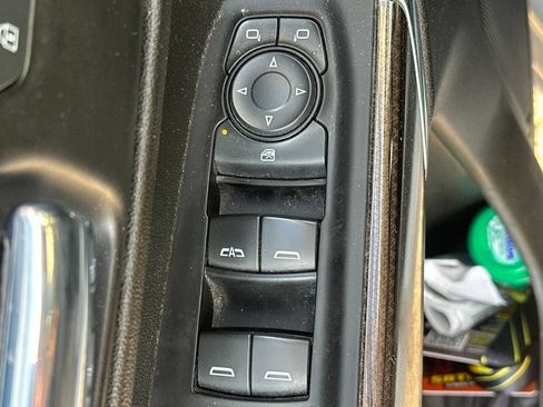 Used 2021 Chevrolet Silverado 1500 LT w/ Bed Protection Package AWD/4WD image 11