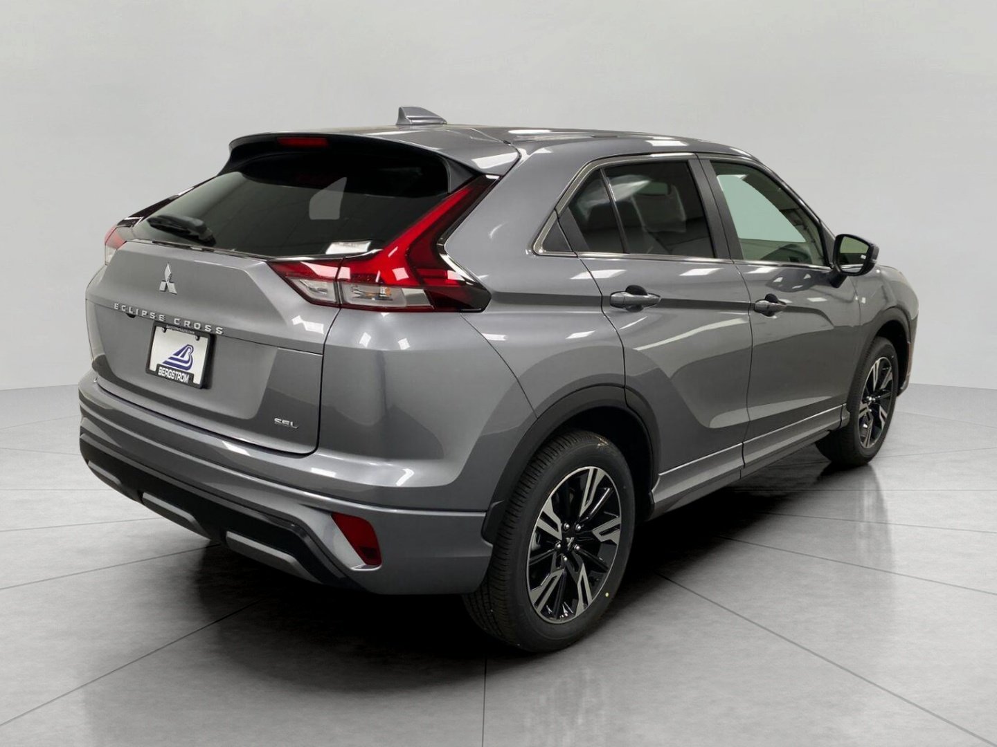 New 2026 Mitsubishi Eclipse Cross AWD image 3