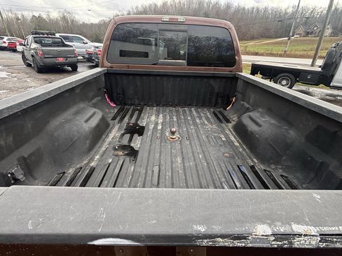 Used 2012 Ford F250 Lariat w/ Lariat Interior Pkg image 17