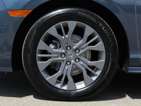 Used 2025 Honda Odyssey Touring image 29