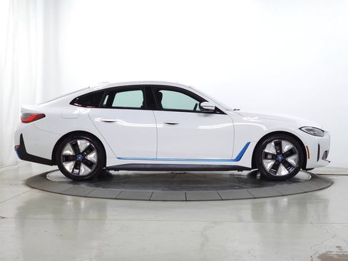 Used 2023 BMW i4 eDrive40 w/ Premium Package RWD image 12