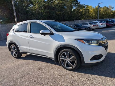 Certified 2022 Honda HR-V EX-L image 2