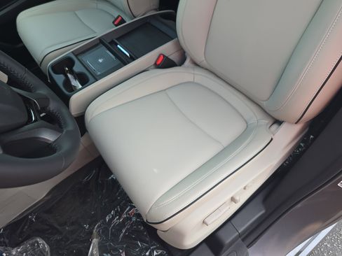 New 2026 Honda Odyssey Touring image 16