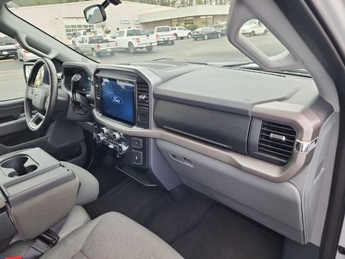 Used 2025 Ford F150 XLT w/ Equipment Group 301A Standard image 19