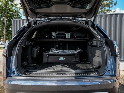 New 2026 Land Rover Range Rover Velar S image 9