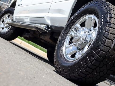 Used 2022 RAM 3500 Tradesman w/ Chrome Appearance Group AWD/4WD image 17